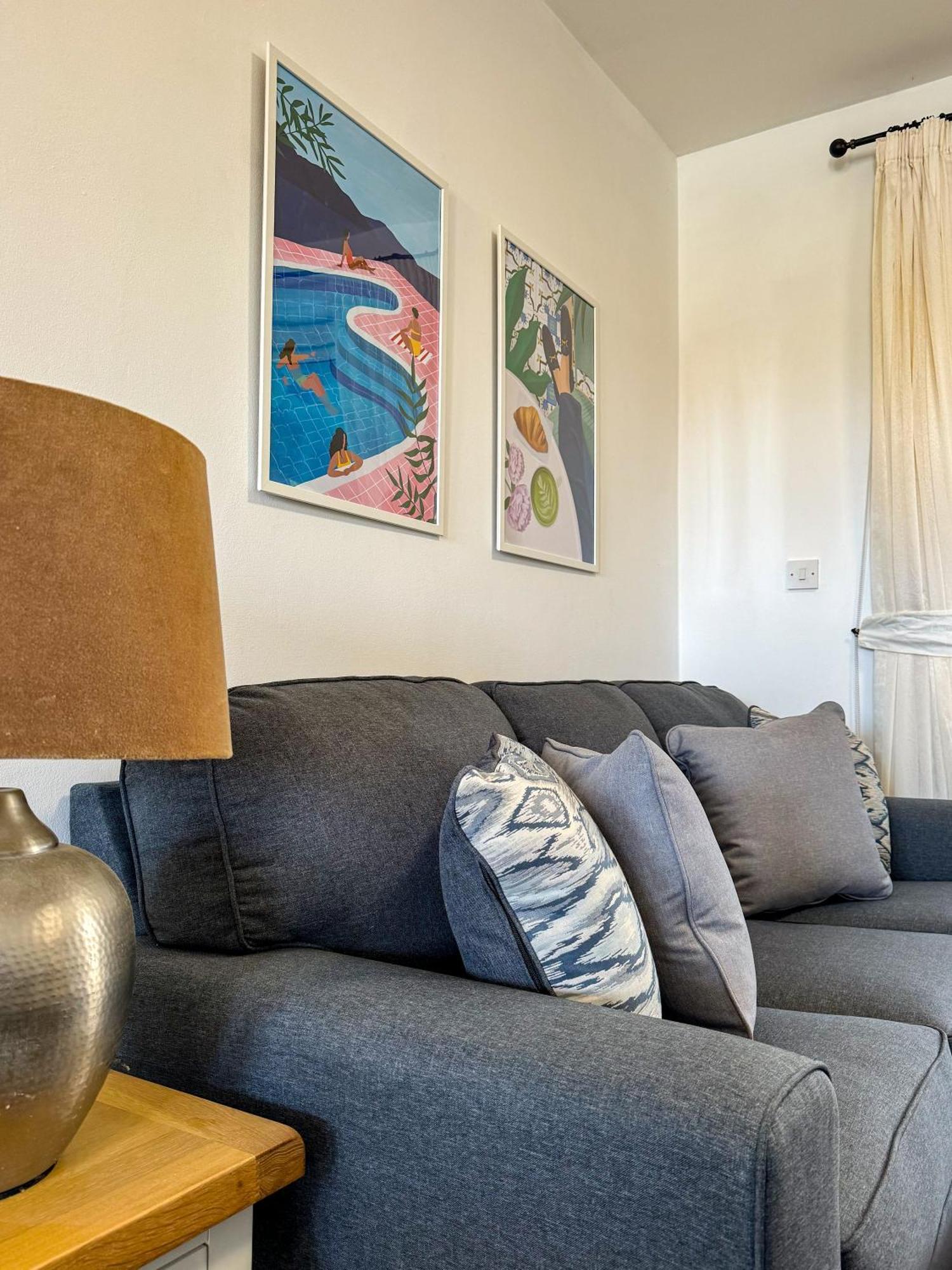 Royal-Seacrest Oasis, Pool-Side Apartment Пафос Екстериор снимка